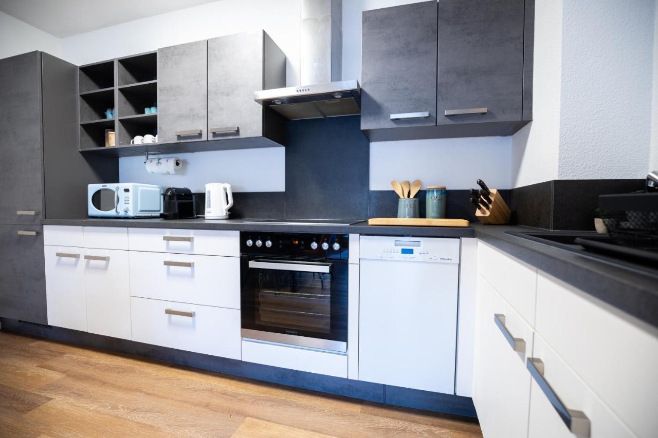 Design-Ferienwohnung In Bad Neuenahr: Platz Fuer 4, Kueche, Wifi, Netflix Exterior foto